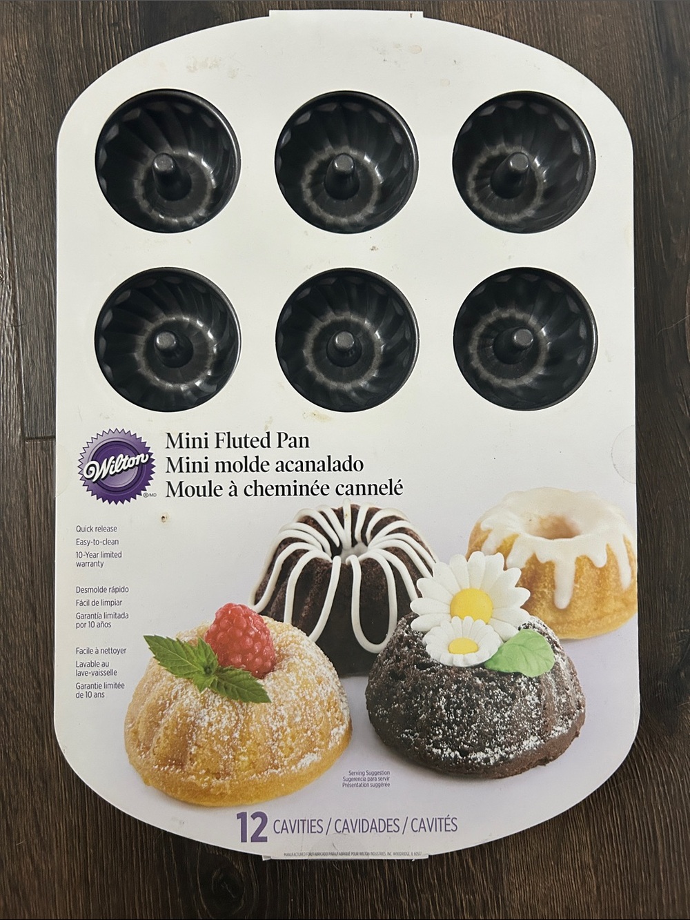Wilton Mini Fluted Bundtlette Pan with 12 Cavities